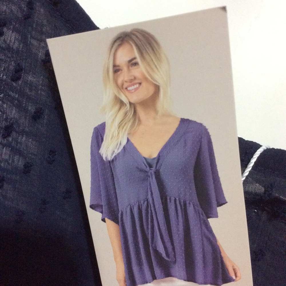 NWT Simply Noelle dark navy sheer blouse